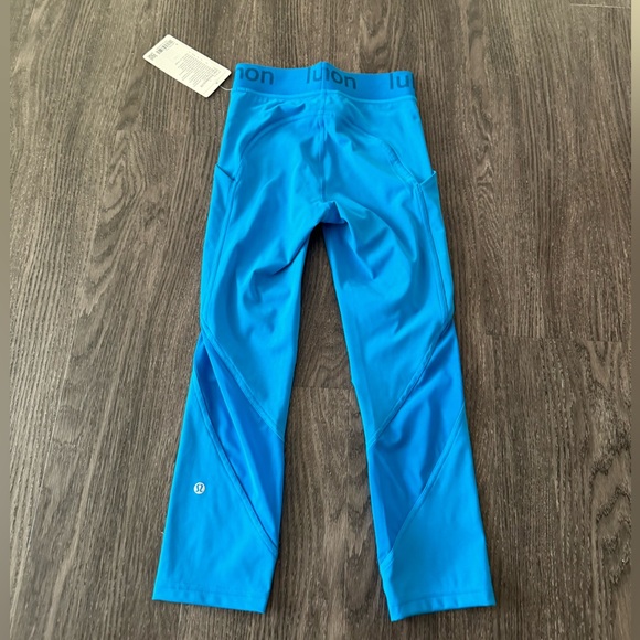 Lululemon Logo Waistband High-Rise Train Crop Poolside Blue 21” Pants Women’s 4 - Picture 4 of 7